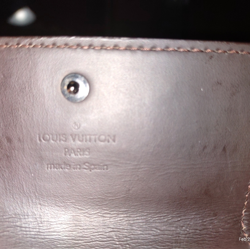 LV KEY HOLDER